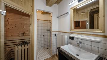 Thumbnail von Exclusive ski-in / ski-out chalet with Kaiser view