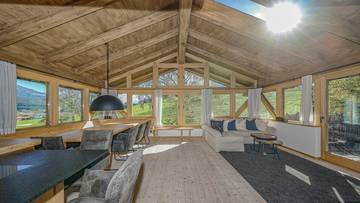 Thumbnail von Exclusive ski-in / ski-out chalet with Kaiser view