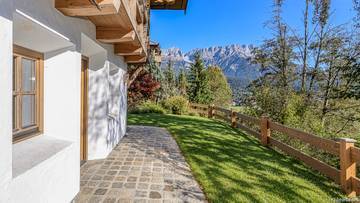 Thumbnail von Exclusive ski-in / ski-out chalet with Kaiser view