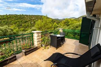 Thumbnail von Detached house with three studios and sea view in a natural setting