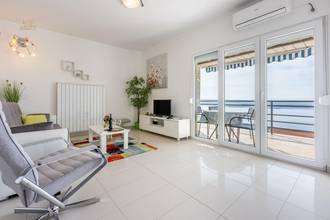 Thumbnail von Two-family house with two apartments, garage, and view over the Kvarner Bay