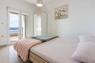 Thumbnail von Two-family house with two apartments, garage, and view over the Kvarner Bay