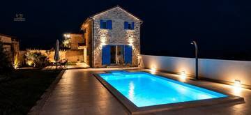 Thumbnail von Renovated semi-detached stone house with pool