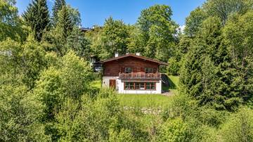Thumbnail von Unique property with a recreational residence in an absolutely prime location