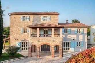 Thumbnail von Rustic stone villa with pool and hot tub