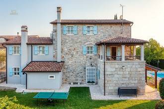 Thumbnail von Rustic stone villa with pool and hot tub