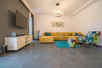Thumbnail von Newly built villa, fenced property, Jacuzzi on the roof