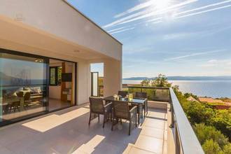 Thumbnail von Newly built villa on the hillside, two separate units, pool and Jacuzzi