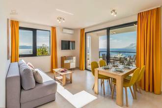 Thumbnail von Newly built villa on the hillside, two separate units, pool and Jacuzzi