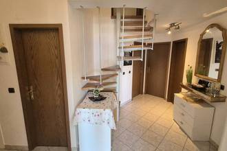 Thumbnail von Spacious two-level apartment with loggia, balcony, and sea view