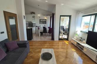 Thumbnail von Spacious two-level apartment with loggia, balcony, and sea view
