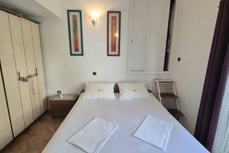 Thumbnail von Spacious two-level apartment with loggia, balcony, and sea view