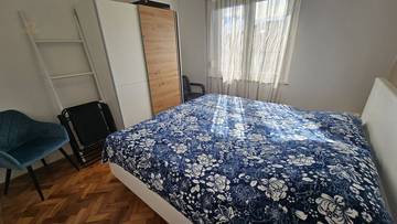 Thumbnail von Furnished apartment at the harbor, balcony with unobstructed water view