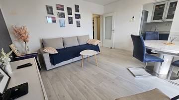 Thumbnail von Furnished apartment at the harbor, balcony with unobstructed water view
