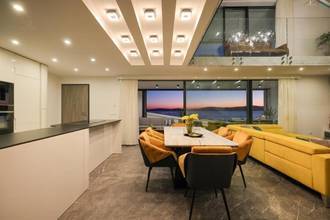 Thumbnail von Two-story penthouse directly on the water, rooftop terrace with infinity pool