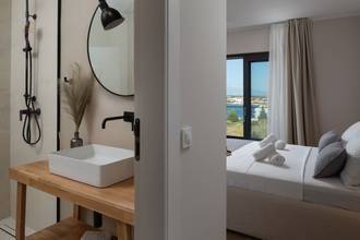 Thumbnail von Luxurious new build house, 130 meters to the water, heated pool and garden