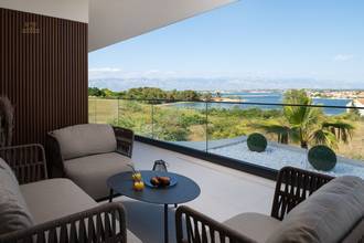 Thumbnail von Luxurious new build house, 130 meters to the water, heated pool and garden