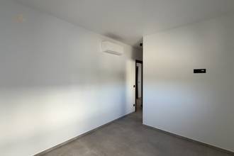 Thumbnail von Newly built apartment with a 19 m² balcony, elevator, and two parking spaces.