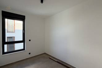Thumbnail von Newly built apartment with a 19 m² balcony, elevator, and two parking spaces.