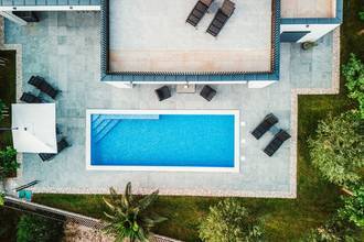 Thumbnail von Newly built luxury villa consisting of two independent apartments, heated pool 10 x 4 meters