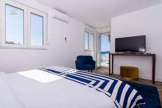 Thumbnail von Luxurious two-level penthouse with sea view