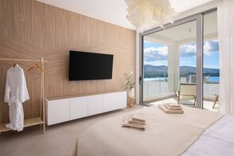 Thumbnail von Contemporary new-build villa, heated pool, wine cellar, and study