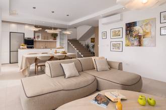 Thumbnail von Contemporary new-build villa, heated pool, wine cellar, and study
