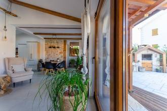 Thumbnail von Renovated stone building with pool, courtyard with pavilions, 70 meters to the water