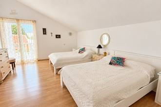 Thumbnail von Well-maintained holiday property with guest studios and a konoba, ten meters to the shore.