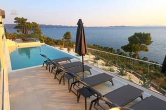 Thumbnail von Newly built villa directly on the water, 32,500 m² of land, heated swimming pool and spa