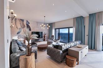 Thumbnail von Newly built villa directly on the water, 32,500 m² of land, heated swimming pool and spa