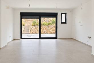 Thumbnail von Two-story new build apartment with 123 m² garden, balcony, and parking space.