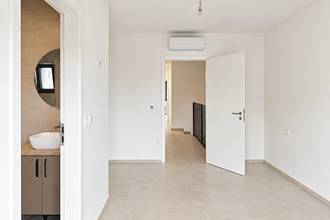 Thumbnail von Two-story new build apartment with 123 m² garden, balcony, and parking space.