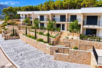 Thumbnail von Two-story new build apartment with 123 m² garden, balcony, and parking space.