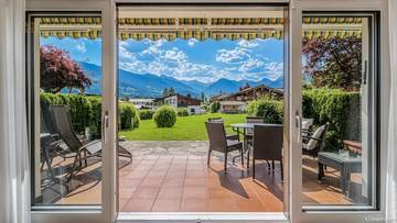 Thumbnail von Residence with potential in a central yet peaceful location - Ski Out