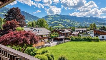 Thumbnail von Residence with potential in a central yet peaceful location - Ski Out