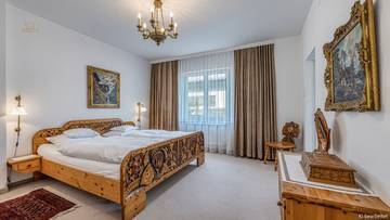 Thumbnail von Residence with potential in a central yet peaceful location - Ski Out