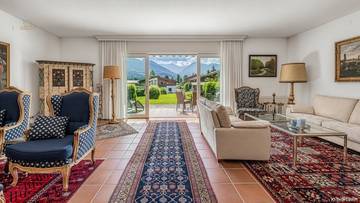 Thumbnail von Residence with potential in a central yet peaceful location - Ski Out