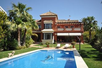 Luxus-Villa in Las Chapas R2267519 