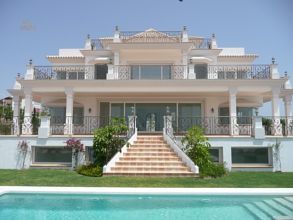 Luxus-Villa in Los Flamingos JRP139S 