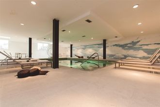 Thumbnail von Luxus-Villa in Los Monteros R2544002