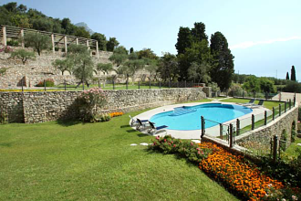 Thumbnail von Luxurious estate in Gargnano with lake view and swimming pool