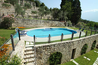Thumbnail von Luxurious estate in Gargnano with lake view and swimming pool
