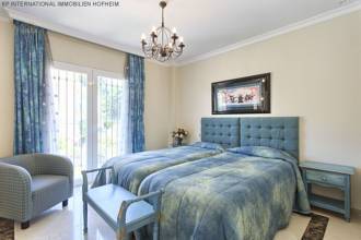Thumbnail von ***Villa mit Privatpool und -garage im Zentrum von Marbella***