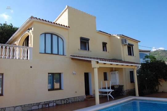 ***Villa in La Pedrera mit Pool und Meerblick***