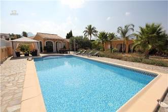 Thumbnail von ***Sehr gut ausgestattete Villa mit Pool, Whirlpool, Sauna und Garage***