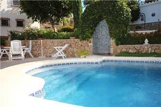 Thumbnail von ***Stilvolle und stadtnahe Villa mit 2 Wohneinheiten, Pool und Carport***