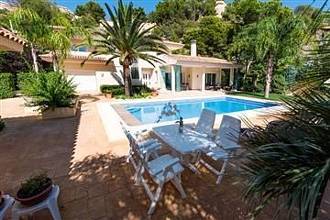 Thumbnail von ***Neuwertige Luxusvilla mit unverbaubarer Meersicht, Pool, Wintergarten, 2 Garagen und herrlichem Garten***