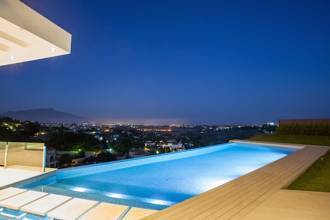 Thumbnail von Luxus-Villa in Atalaya R2805584