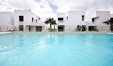 Thumbnail von ***Moderne Erdgeschoss-Appartements mit Gemeinschaftspool in sehr schöner Golfanlage***